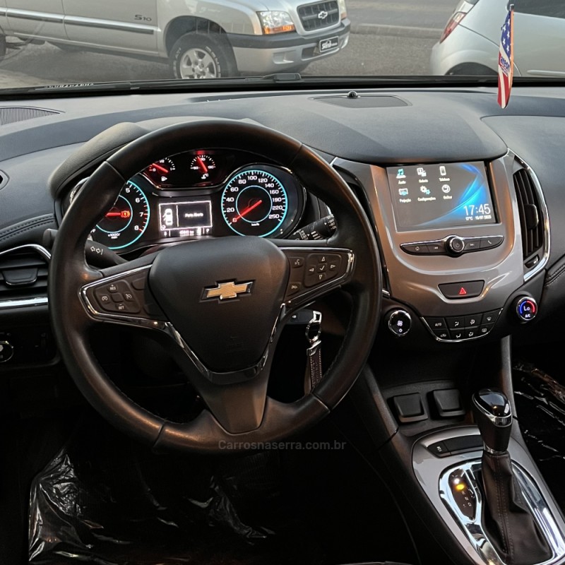 CRUZE 1.4 TURBO LT SPORT6 16V FLEX 4P AUTOMÁTICO - 2017 - VACARIA