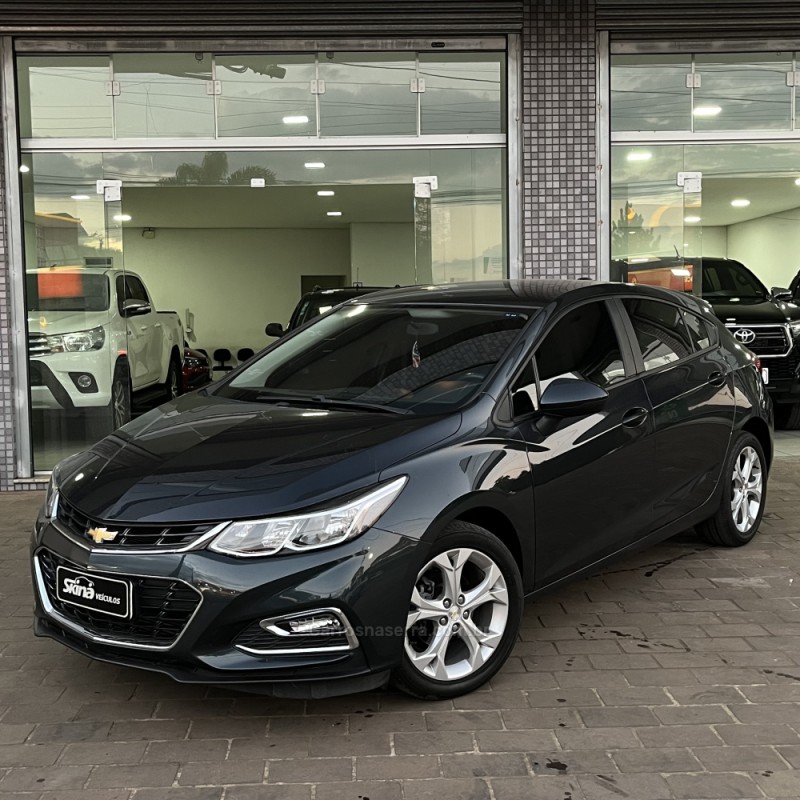 CRUZE 1.4 TURBO LT SPORT6 16V FLEX 4P AUTOMÁTICO - 2017 - VACARIA