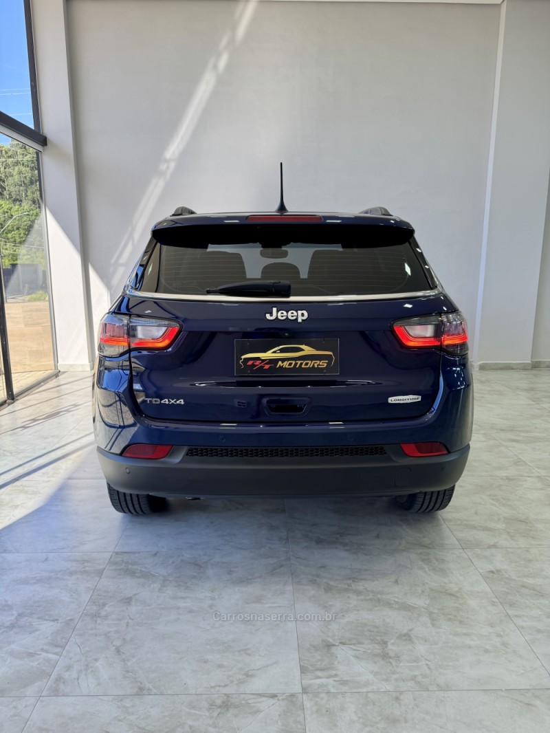 COMPASS 2.0 LONGITUDE DARK TD350 TURBO DIESEL 4X4 4P AUTOMÁTICO - 2023 - CAXIAS DO SUL