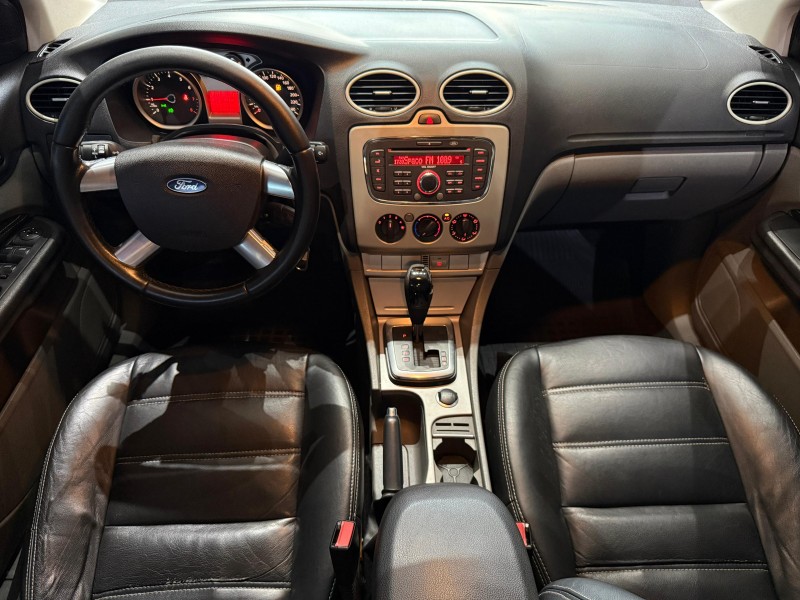 FOCUS 2.0 GLX SEDAN 16V FLEX 4P AUTOMÁTICO - 2011 - FARROUPILHA