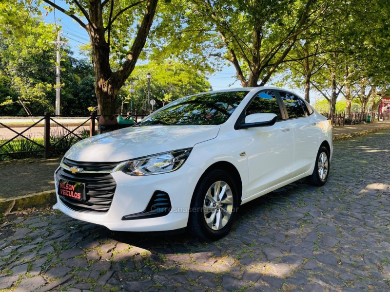 onix 1.0 lt plus 12v turbo 4p flex manual 2023 novo hamburgo