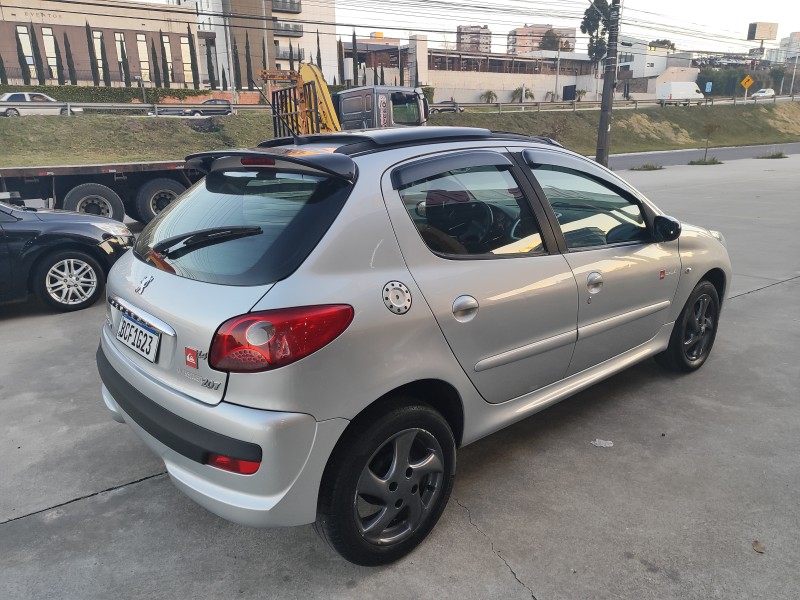 207 1.4 QUIKSILVER 8V FLEX 4P MANUAL - 2010 - FARROUPILHA