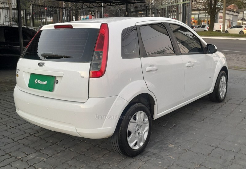 FIESTA 1.6 ROCAM SE 8V FLEX 4P MANUAL - 2014 - CAXIAS DO SUL