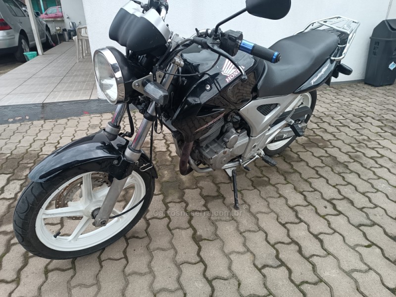 cb twister 2004 caxias do sul