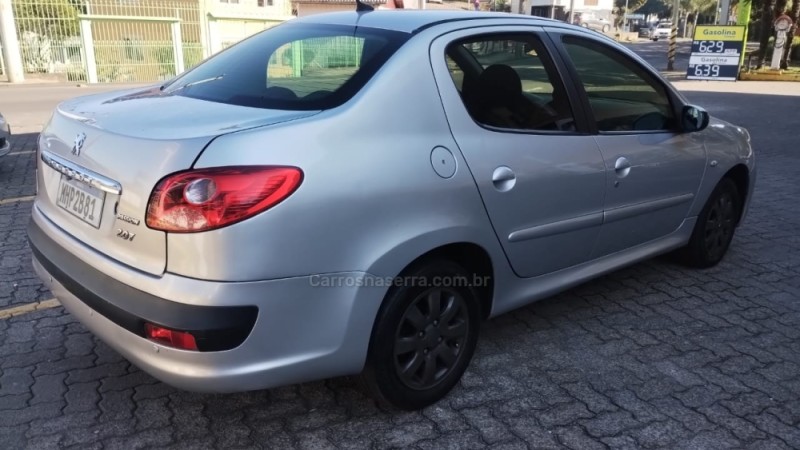 207 1.4 XR PASSION 8V FLEX 4P MANUAL - 2010 - CAXIAS DO SUL
