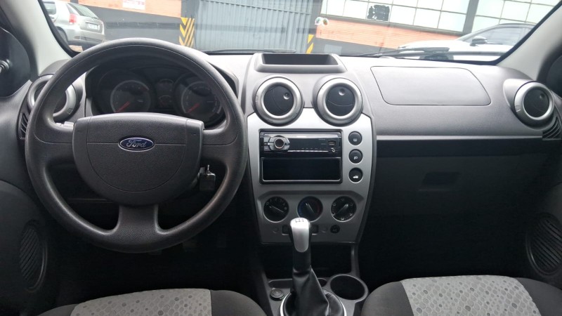 FIESTA 1.6 MPI HATCH 8V FLEX 4P MANUAL - 2014 - FLORES DA CUNHA