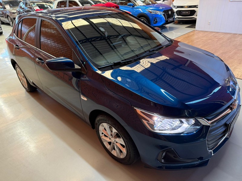 ONIX 1.0 LTZ 12V TURBO FLEX 4P MANUAL - 2022 - BENTO GONçALVES
