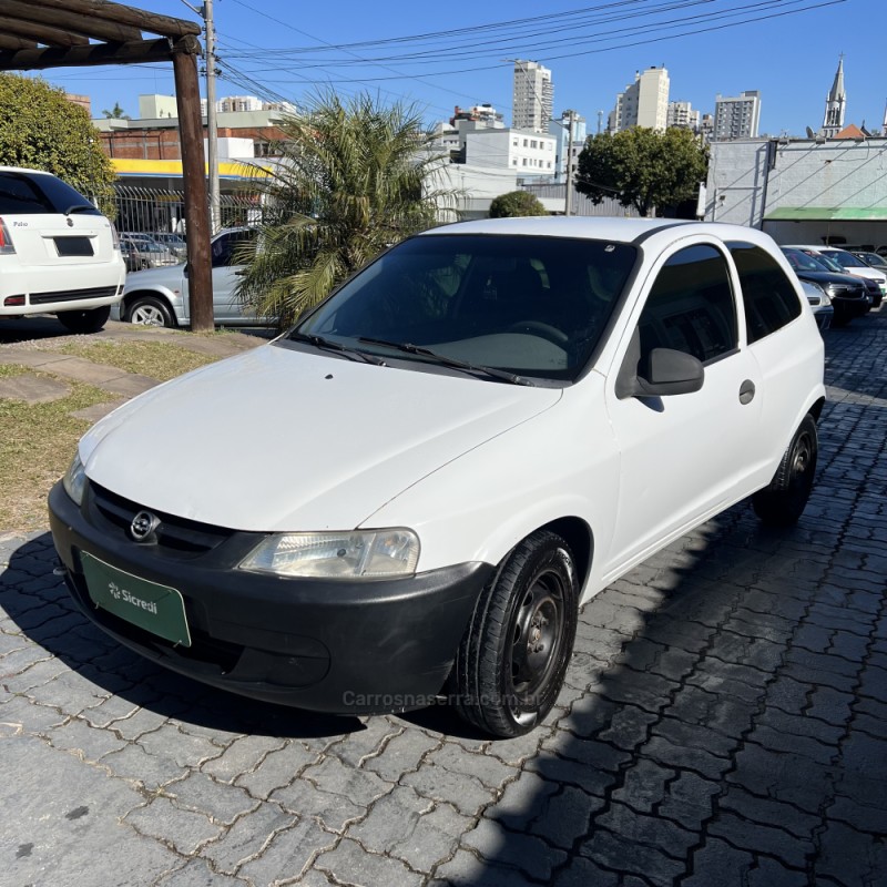 CELTA 1.0 MPFI VHC 8V GASOLINA 2P MANUAL - 2001 - CAXIAS DO SUL