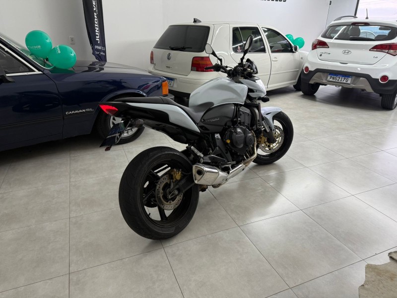 CB 600F HORNET - 2010 - BENTO GONçALVES