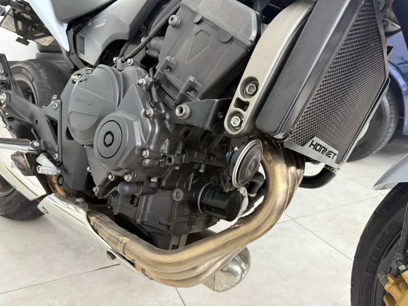 CB 600F HORNET - 2010 - BENTO GONçALVES