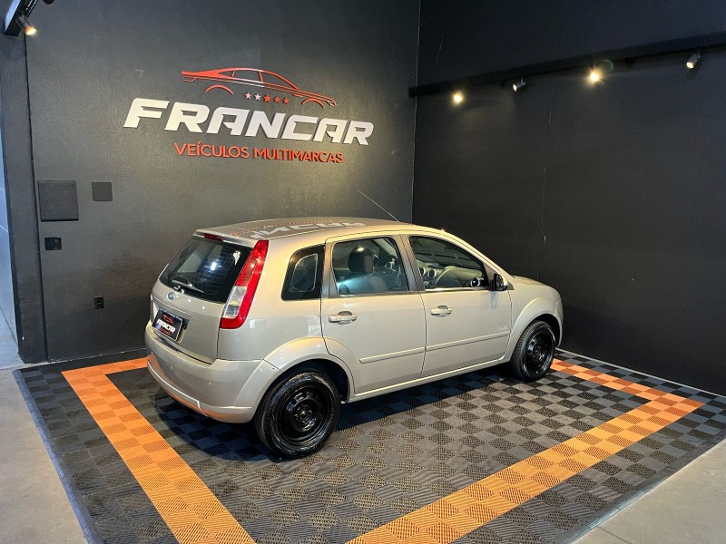 FIESTA 1.0 MPI CLASS 8V FLEX 4P MANUAL - 2009 - ANTôNIO PRADO