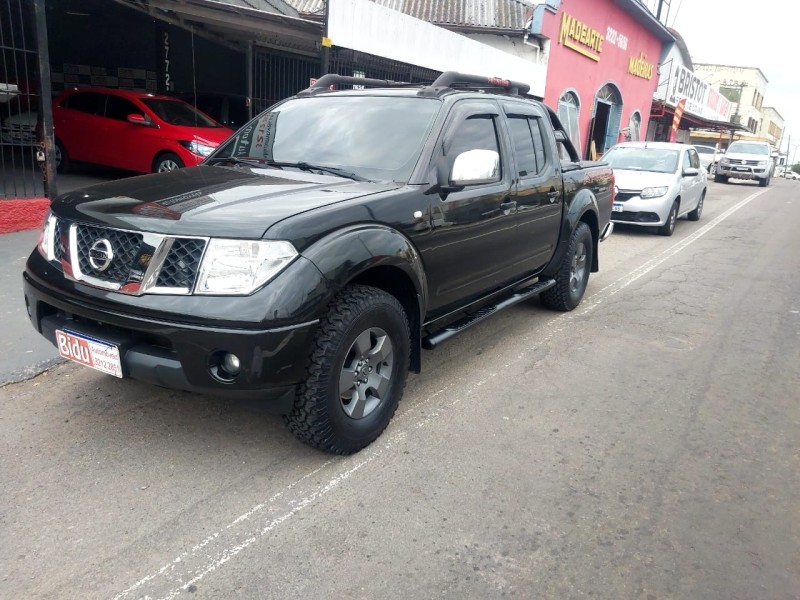frontier 2.5 le 4x4 cd turbo eletronic diesel 4p manual 2011 caxias do sul