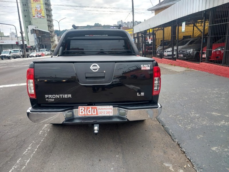 FRONTIER 2.5 LE 4X4 CD TURBO ELETRONIC DIESEL 4P MANUAL - 2011 - CAXIAS DO SUL