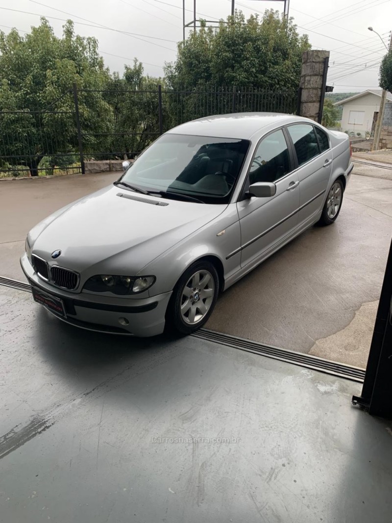 320I  - 2003 - FARROUPILHA