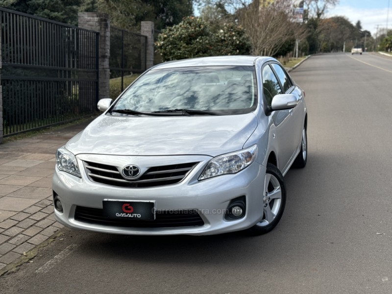 COROLLA 2.0 XEI 16V FLEX 4P AUTOMÁTICO - 2013 - NOVA PRATA