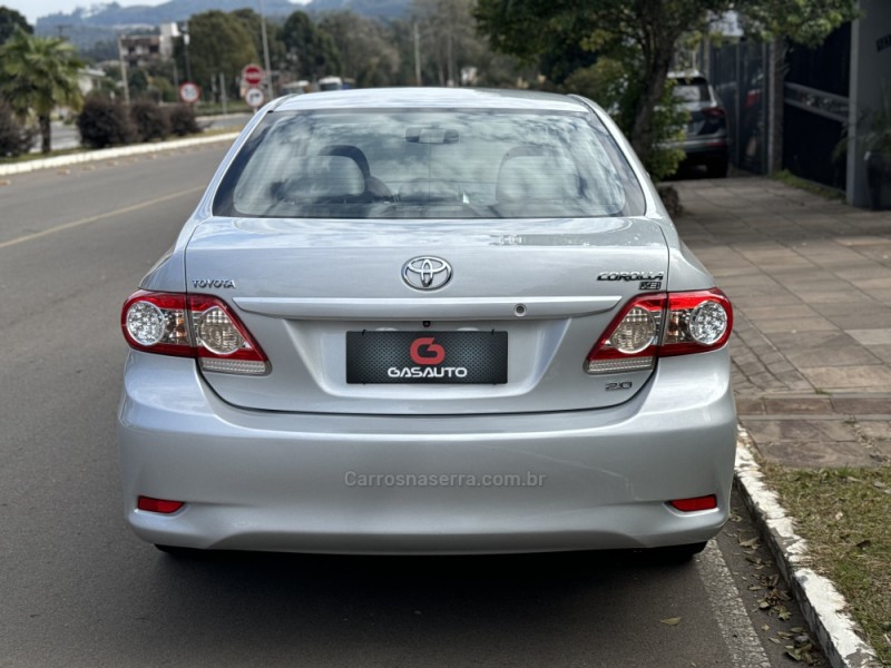 COROLLA 2.0 XEI 16V FLEX 4P AUTOMÁTICO - 2013 - NOVA PRATA