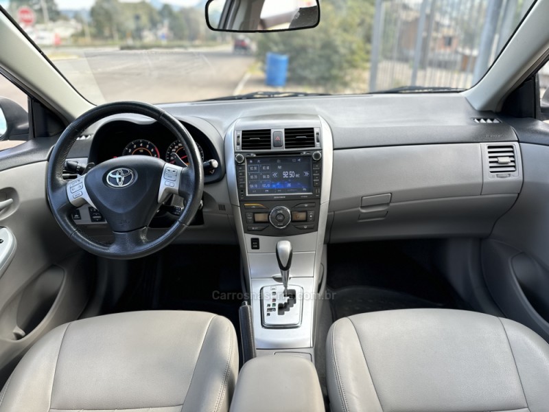 COROLLA 2.0 XEI 16V FLEX 4P AUTOMÁTICO - 2013 - NOVA PRATA