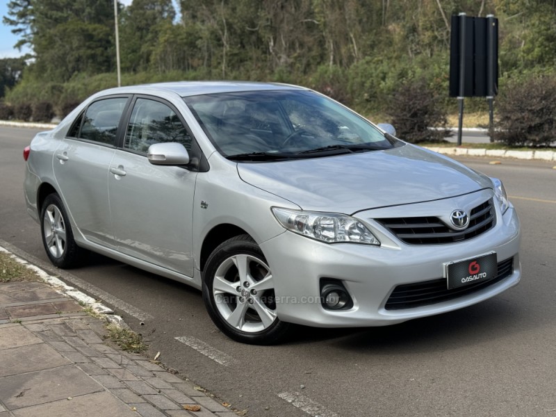 COROLLA 2.0 XEI 16V FLEX 4P AUTOMÁTICO - 2013 - NOVA PRATA