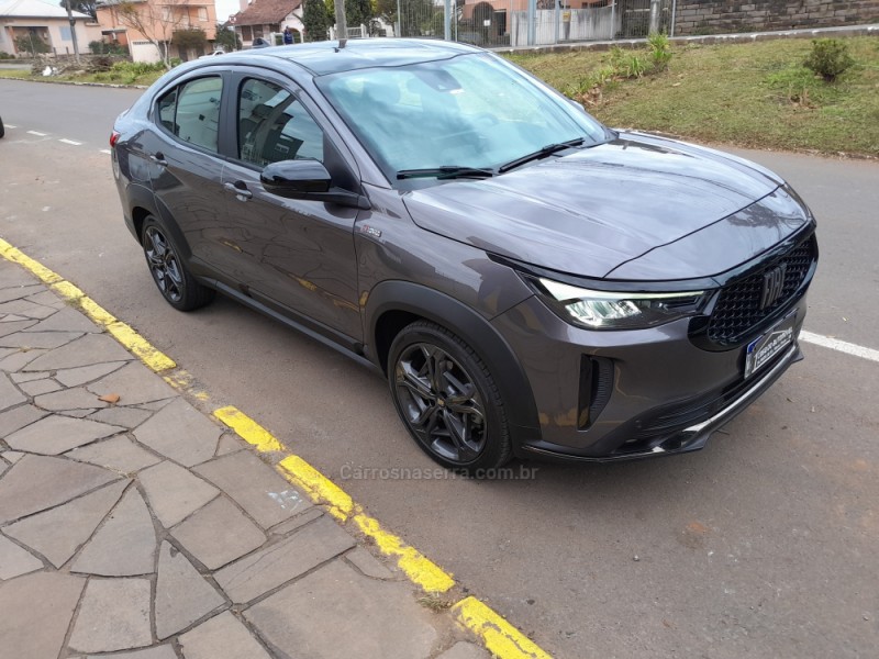 FASTBACK 1.3 LIMITED EDITION 270 TURBO FLEX 4P AUTOMÁTICO - 2023 - NOVA PRATA
