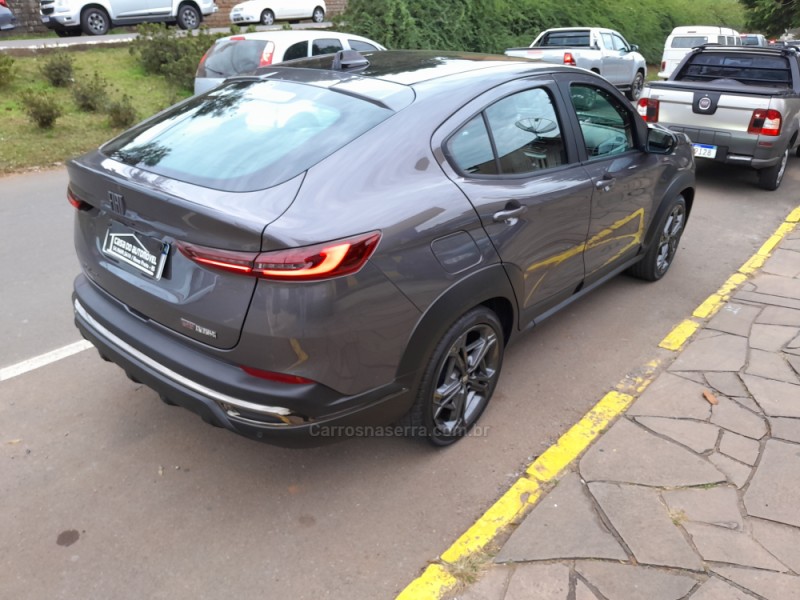 FASTBACK 1.3 LIMITED EDITION 270 TURBO FLEX 4P AUTOMÁTICO - 2023 - NOVA PRATA
