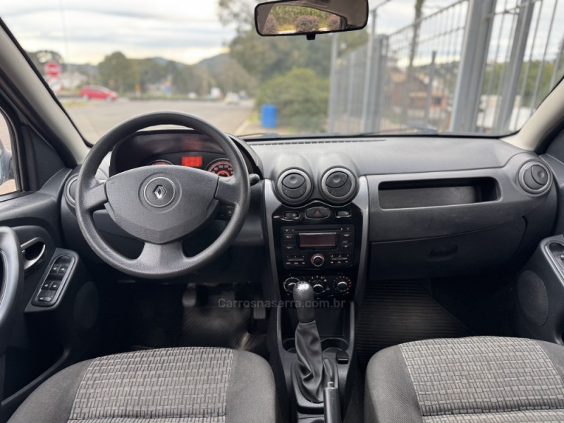 SANDERO 1.6 PRIVILÉGE 8V FLEX 4P MANUAL - 2013 - NOVA PRATA