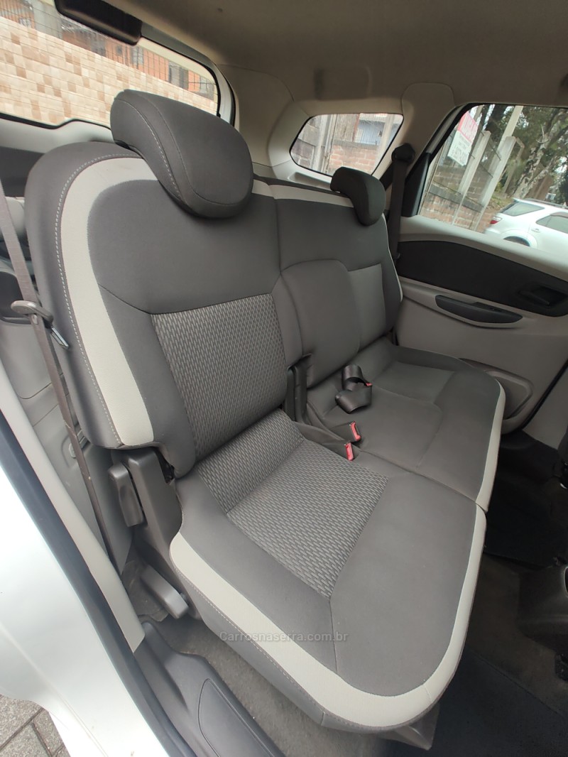SPIN 1.8 ADVANTAGE 8V FLEX 4P AUTOMÁTICO - 2015 - CANELA