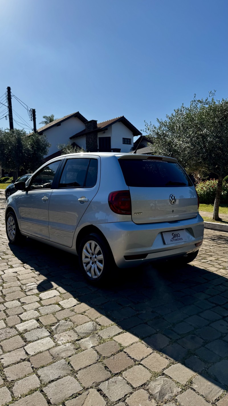 FOX 1.0 ITREND 8V FLEX 4P MANUAL - 2013 - LAJEADO