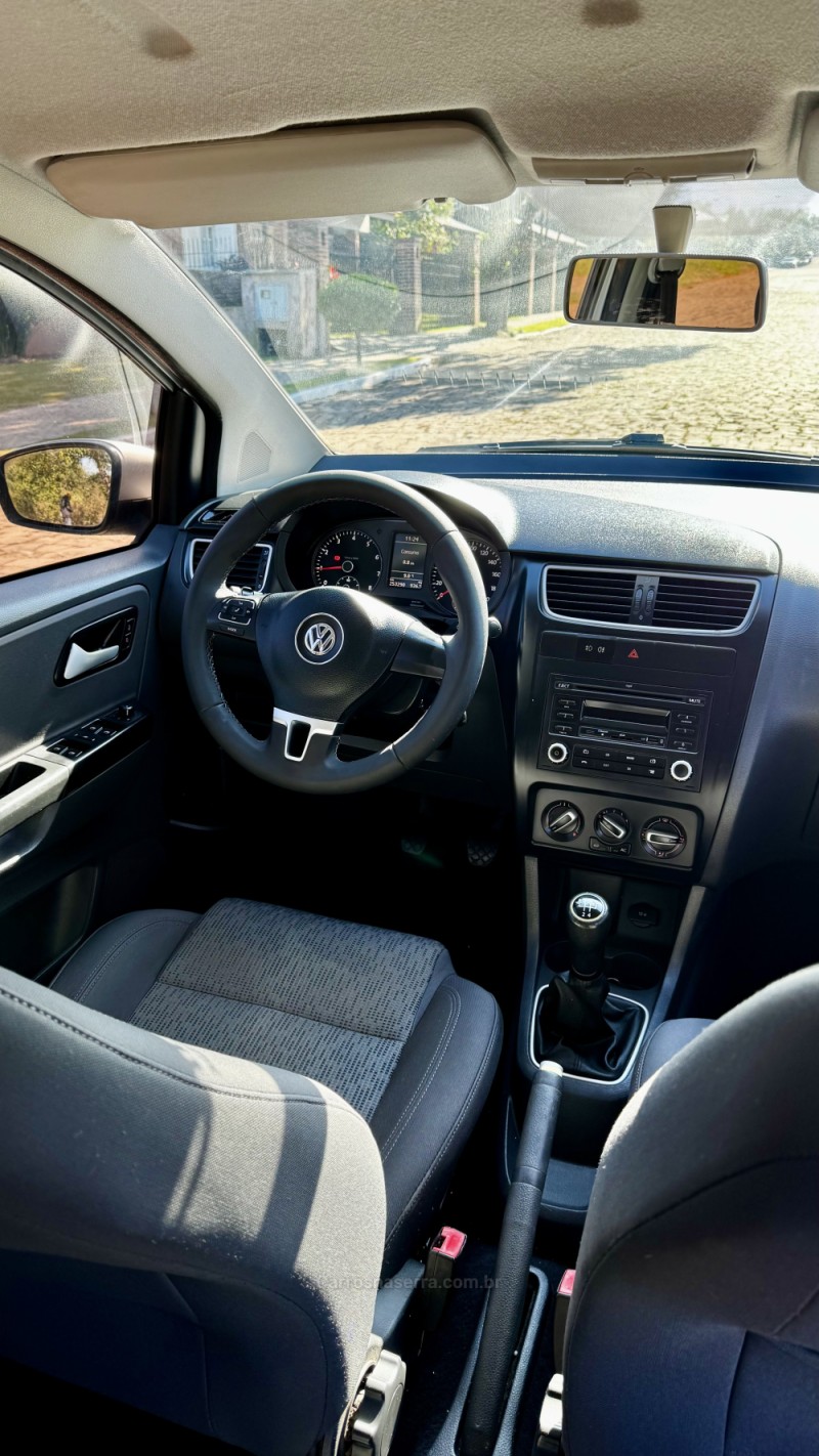 FOX 1.0 ITREND 8V FLEX 4P MANUAL - 2013 - LAJEADO