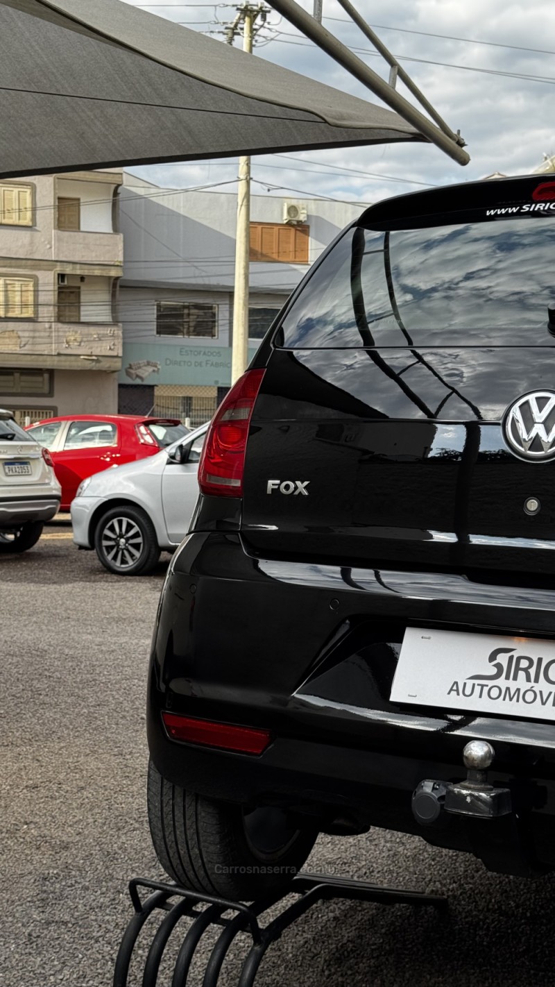 FOX 1.0 ITREND 8V FLEX 4P MANUAL - 2013 - LAJEADO