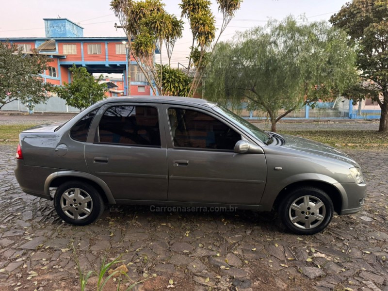 CLASSIC 1.0 MPFI LS 8V GASOLINA 4P MANUAL - 2013 - ESTâNCIA VELHA