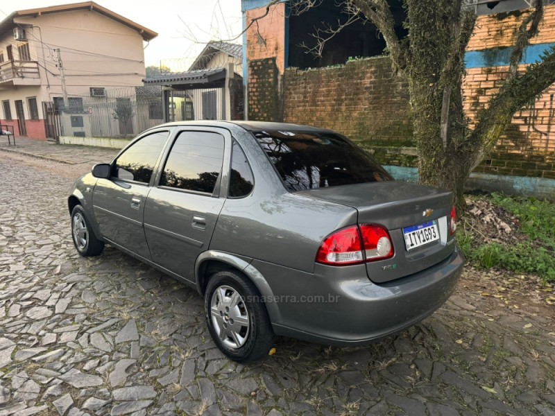 CLASSIC 1.0 MPFI LS 8V GASOLINA 4P MANUAL - 2013 - ESTâNCIA VELHA