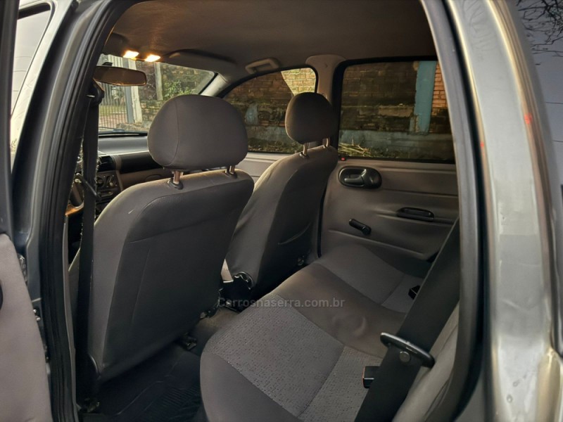 CLASSIC 1.0 MPFI LS 8V GASOLINA 4P MANUAL - 2013 - ESTâNCIA VELHA