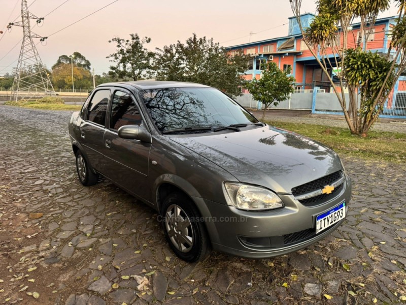CLASSIC 1.0 MPFI LS 8V GASOLINA 4P MANUAL - 2013 - ESTâNCIA VELHA