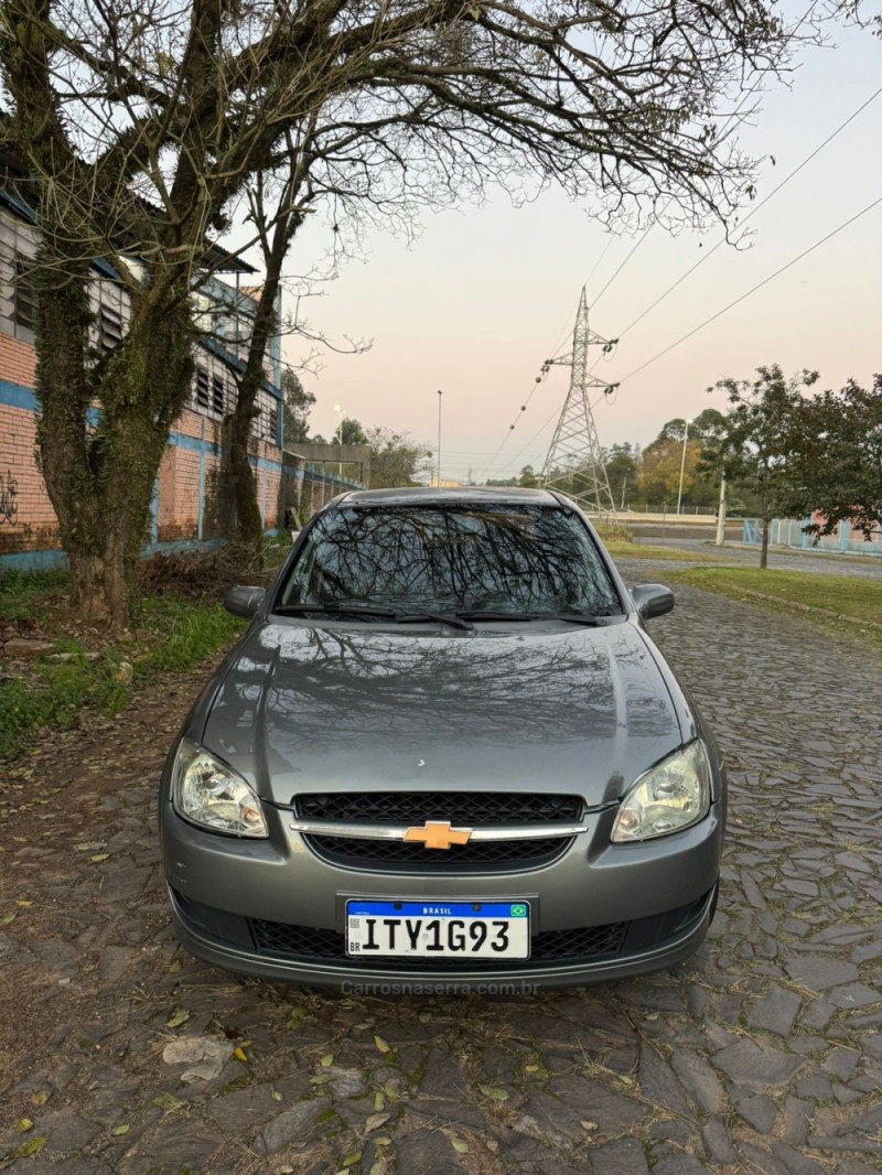 CLASSIC 1.0 MPFI LS 8V GASOLINA 4P MANUAL - 2013 - ESTâNCIA VELHA