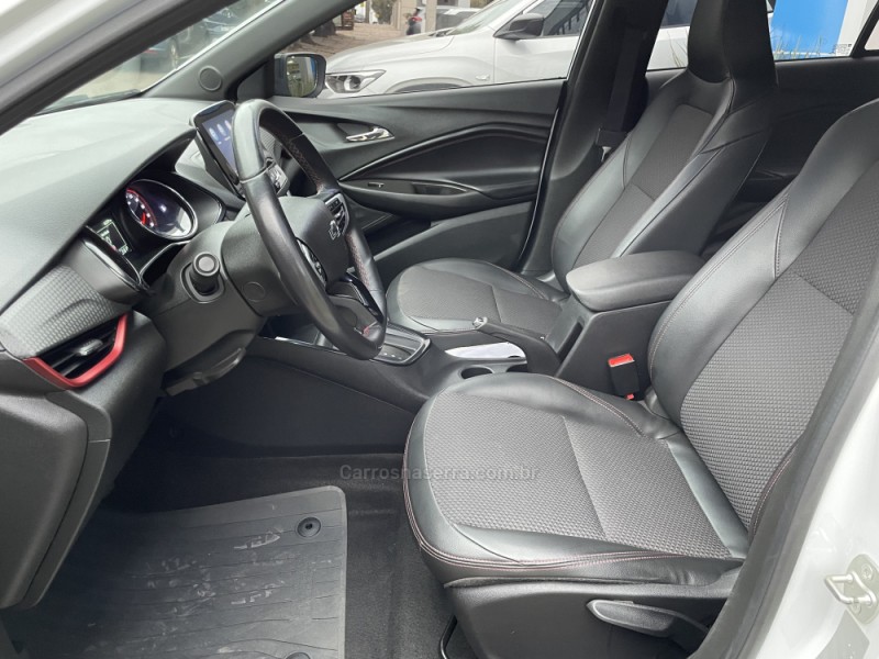 ONIX 1.0 HATCH RS 12V TURBO 4P AUTOMÁTICO - 2023 - GUAPORé