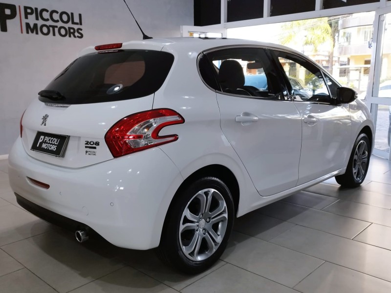 208 1.6 GRIFFE 16V FLEX 4P AUTOMÁTICO - 2015 - CAXIAS DO SUL