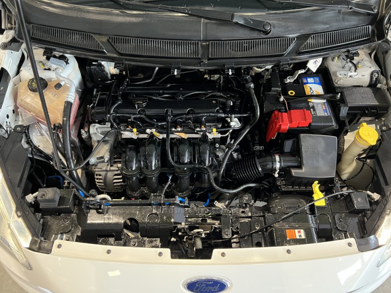 KA 1.5 SE SEDAN 16V FLEX 4P MANUAL - 2017 - CAXIAS DO SUL