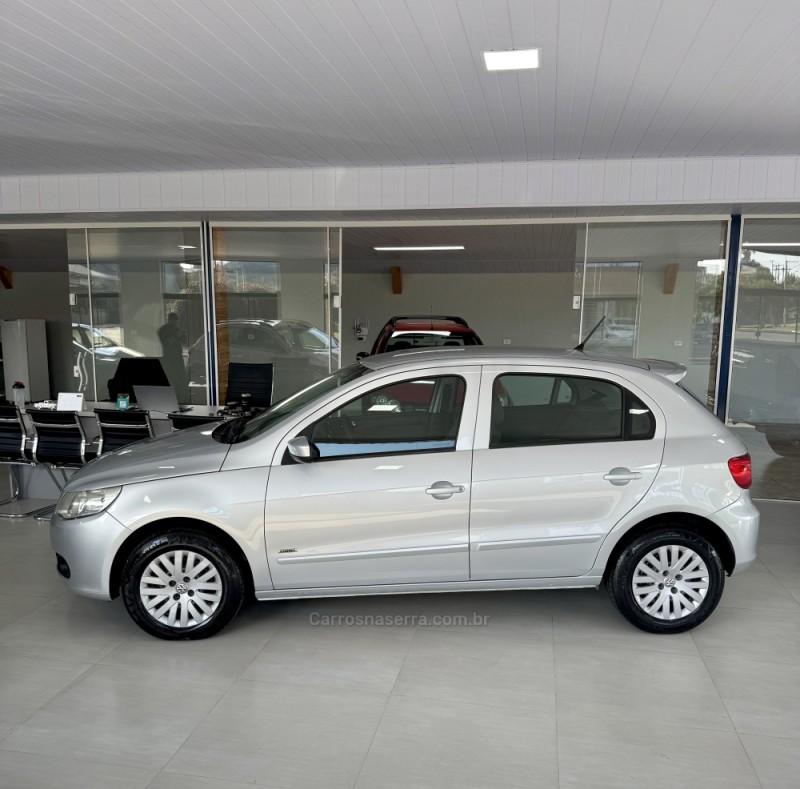 GOL 1.0 MI TREND 8V FLEX 4P MANUAL - 2010 - VILA FLORES