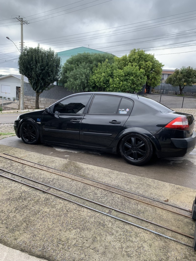 MÉGANE 1.6 DYNAMIQUE 16V FLEX 4P MANUAL - 2007 - FARROUPILHA