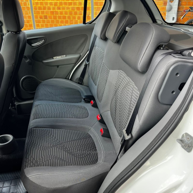 PALIO 1.4 MPI ATTRACTIVE 8V FLEX 4P MANUAL - 2014 - LAJEADO