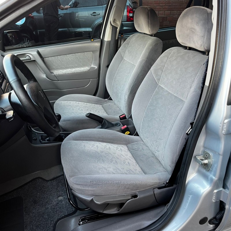 ASTRA 2.0 MPFI EXPRESSION SEDAN 8V GASOLINA 4P MANUAL - 2002 - LAJEADO
