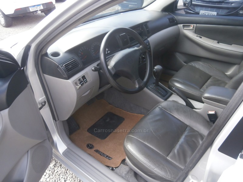 COROLLA 1.6 XLI 16V GASOLINA 4P AUTOMÁTICO - 2004 - FARROUPILHA