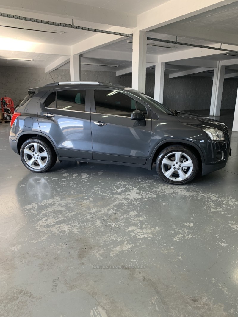 TRACKER 1.8 MPFI LTZ 4X2 16V FLEX 4P AUTOMÁTICO - 2015 - FARROUPILHA