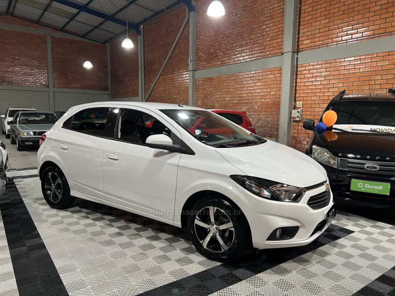 ONIX 1.4 MPFI LTZ 8V FLEX 4P AUTOMÁTICO - 2019 - BENTO GONçALVES