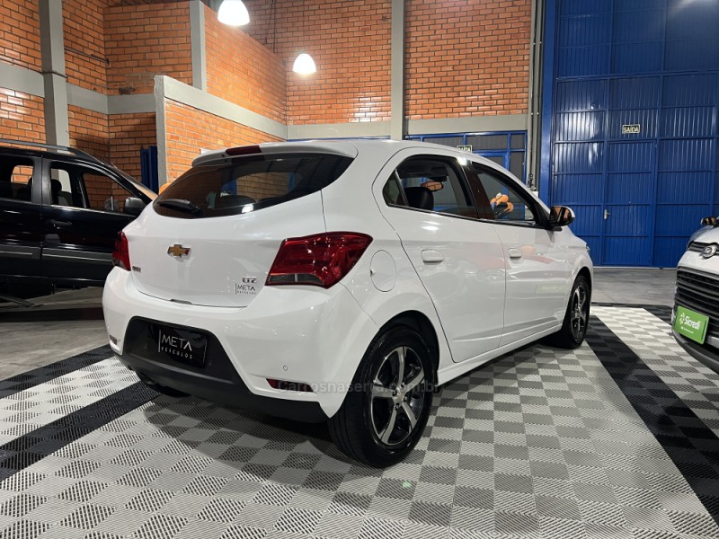 ONIX 1.4 MPFI LTZ 8V FLEX 4P AUTOMÁTICO - 2019 - BENTO GONçALVES