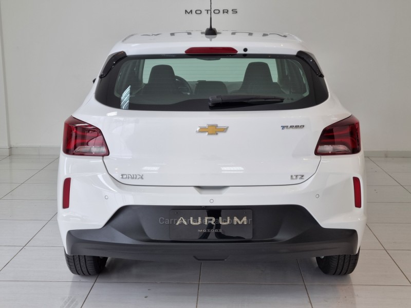 ONIX 1.0 LTZ 12V TURBO FLEX 4P AUTOMÁTICO - 2022 - CAXIAS DO SUL