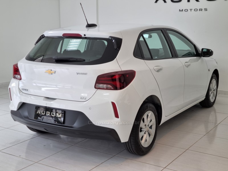 ONIX 1.0 LTZ 12V TURBO FLEX 4P AUTOMÁTICO - 2022 - CAXIAS DO SUL