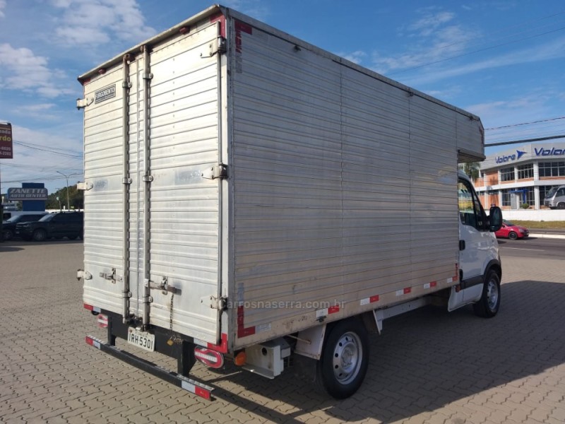 MASTER 2.5 DCI CHASSI CABINE L2H1 16V DIESEL 2P MANUAL - 2011 - CAXIAS DO SUL