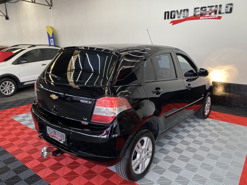 AGILE 1.4 MPFI LTZ 8V FLEX 4P MANUAL - 2011 - CAXIAS DO SUL