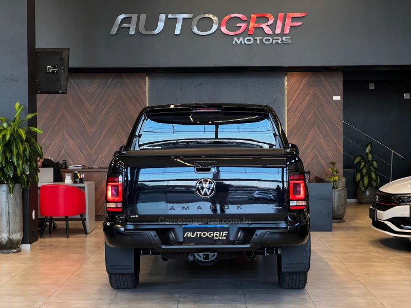 AMAROK 3.0 V6 EXTREME CD DIESEL 4X4 AT 4P AUTOMÁTICO - 2025 - CAMPO BOM